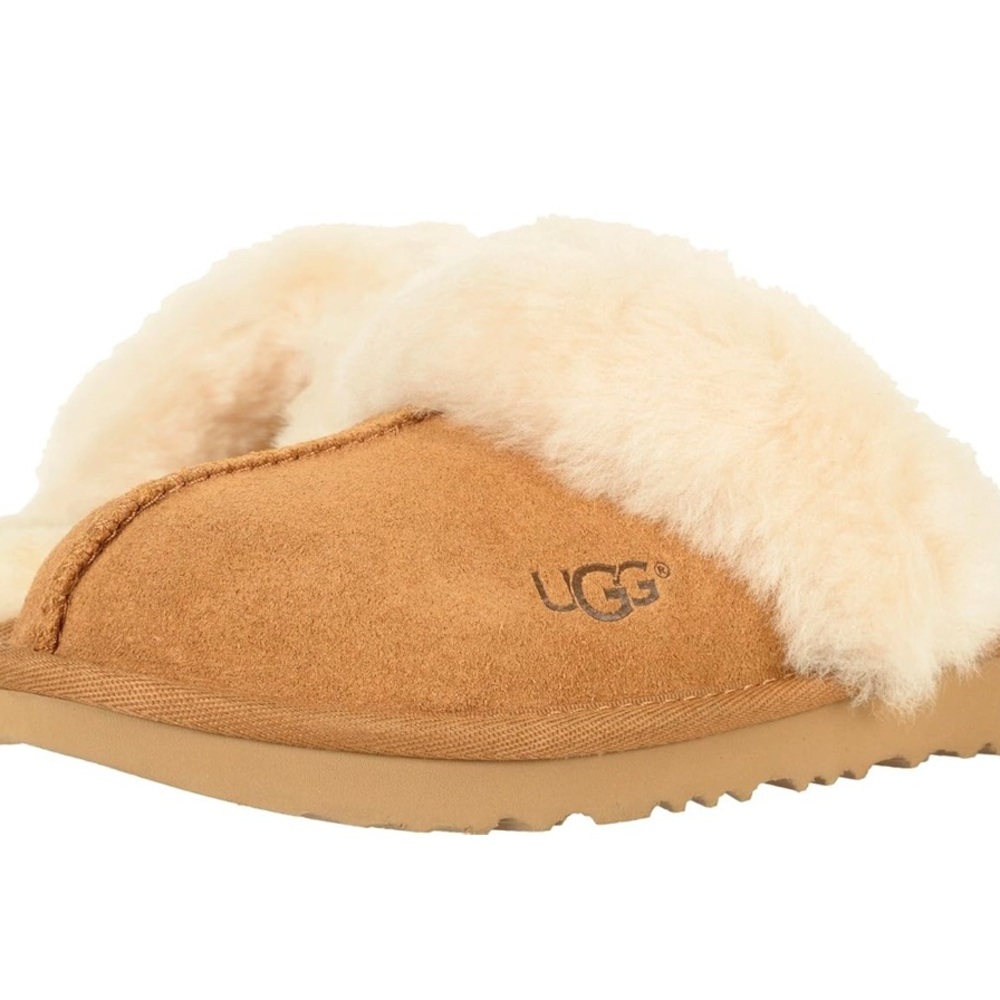 UGG Girls' Cozy Slipper Size 2